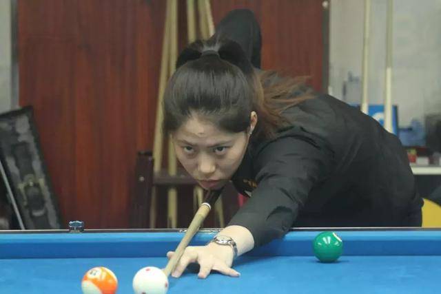 球爱好者参 球爱好者参