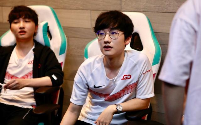 同时也展示 同时也展示