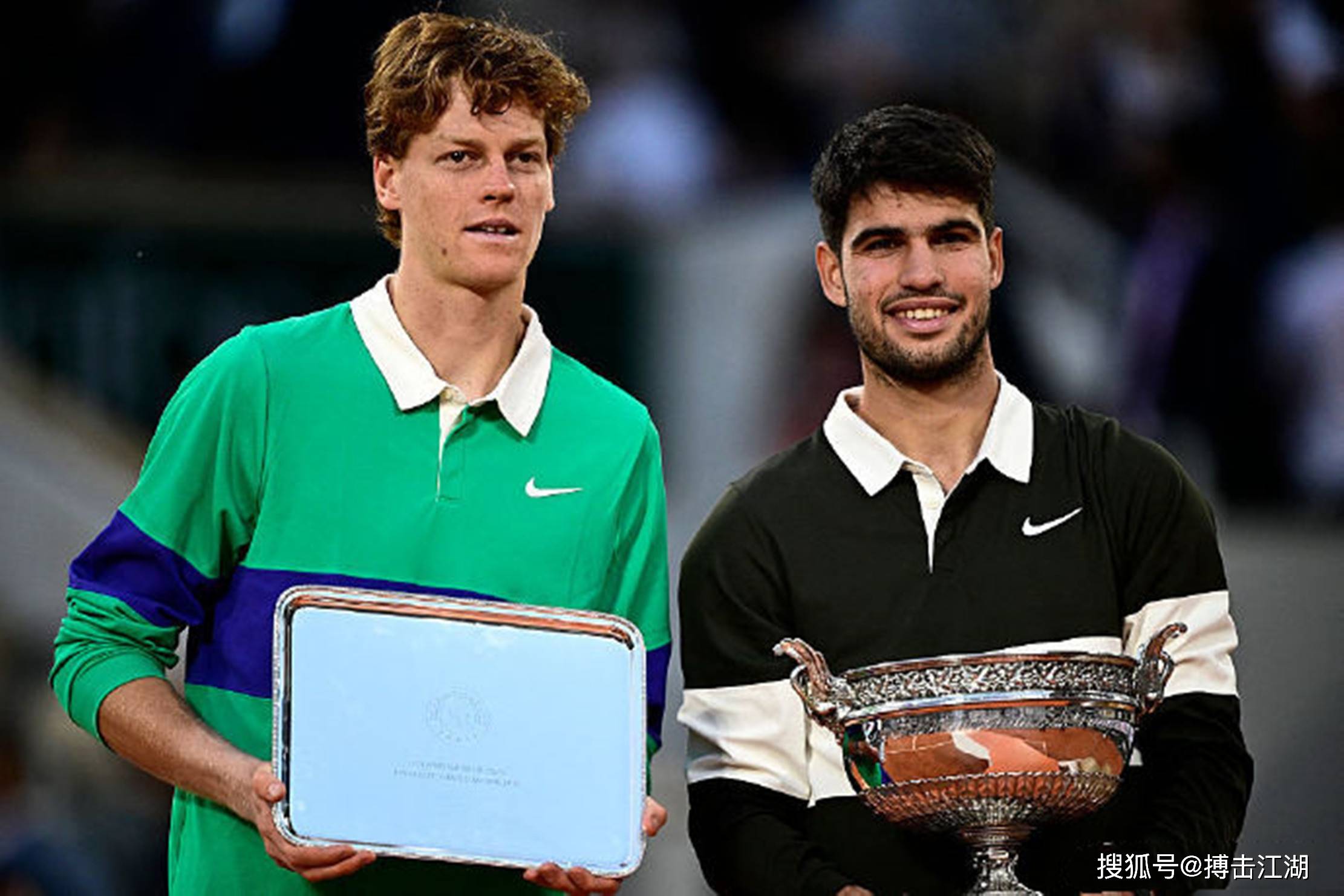 而肖博文凭 而肖博文凭